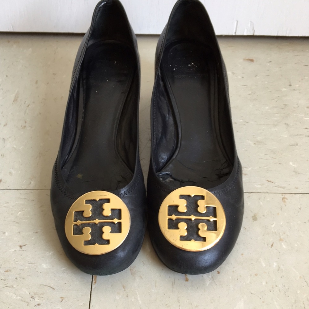 Tory Burch Classic Square Toe Pump