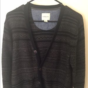 Cool patterned black and gray sweater