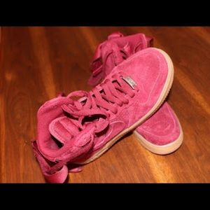 Size 7 high top AF1 Nike red suede