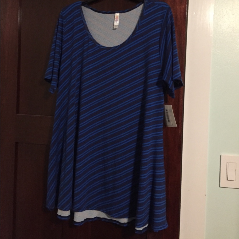 Lularoe striped Classic tee with tags