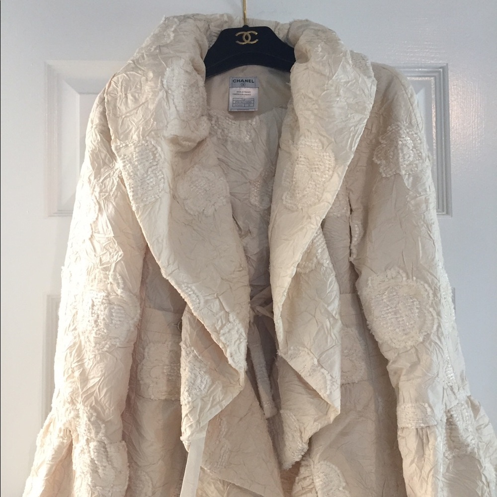 Vintage Chanel 2 piece jacket and blouse