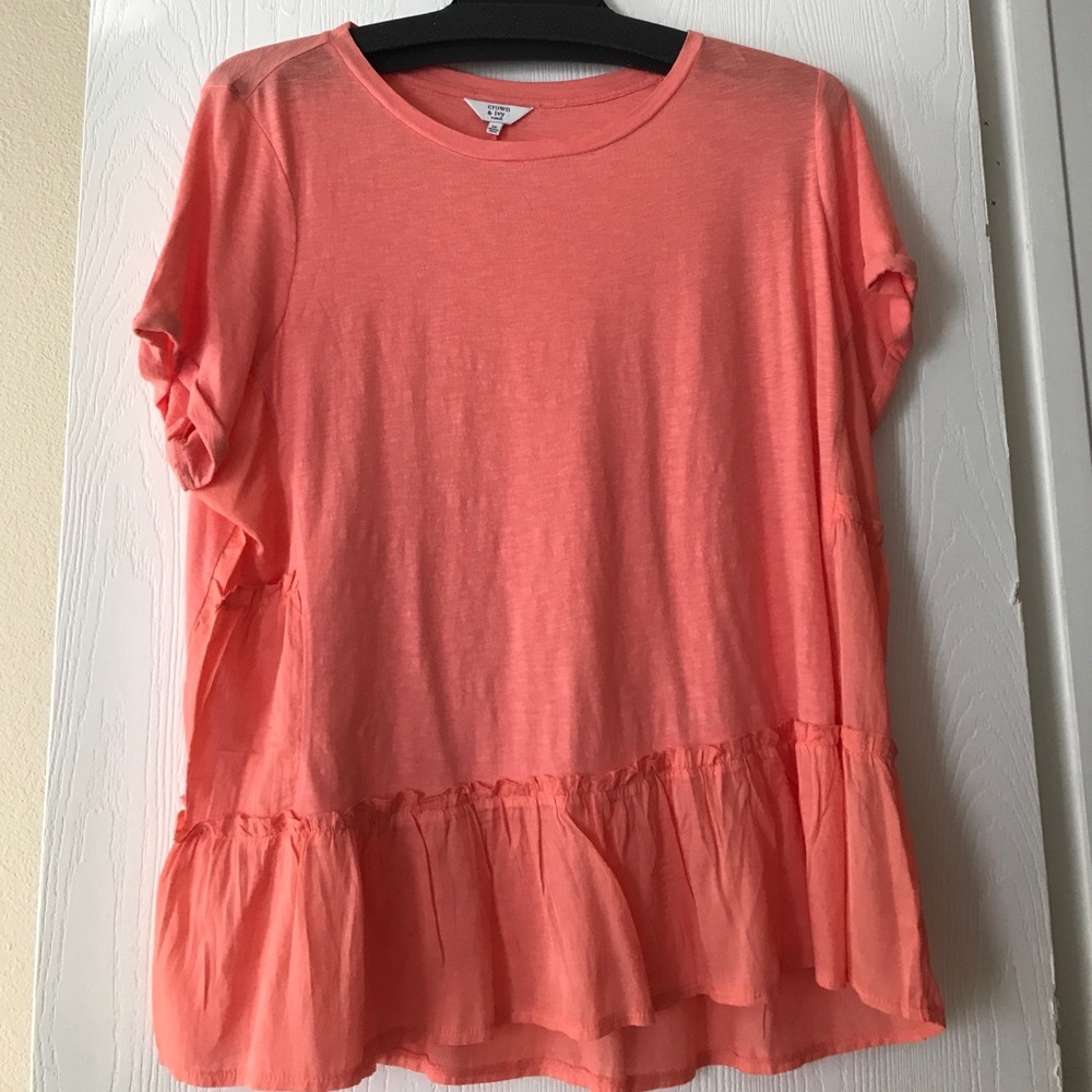 Pink crown and ivy top