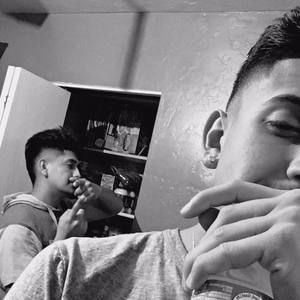 Meet your Posher, Alejandro