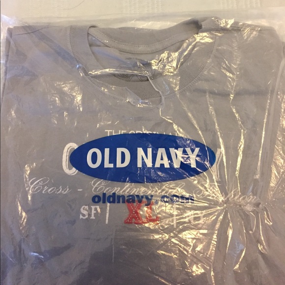 Old Navy s/s t-shirt. Light gray, XL, and NWT - Picture 1 of 3