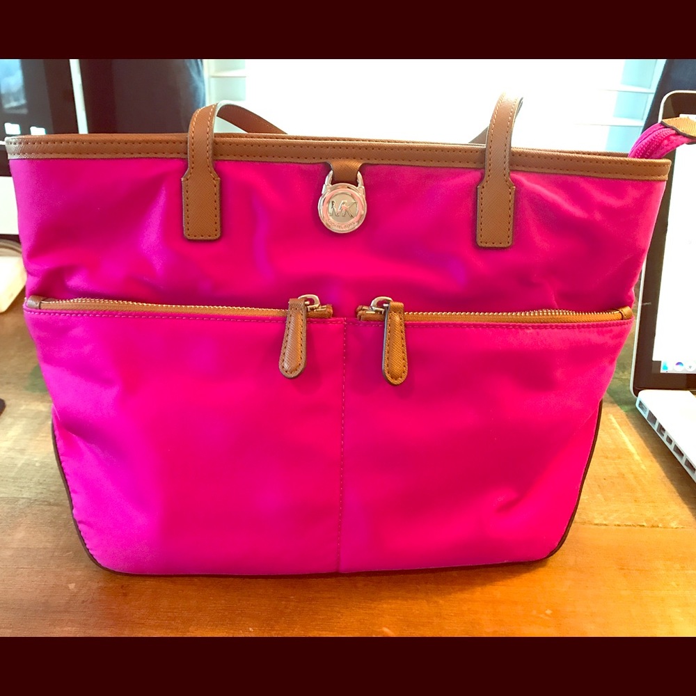 PINK MK Purse! PRICE DROP!!