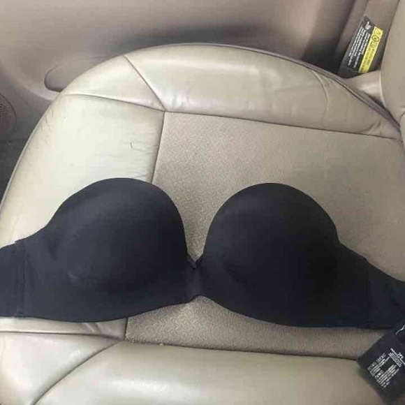 Victoria's Secret bra - Picture 1 of 2