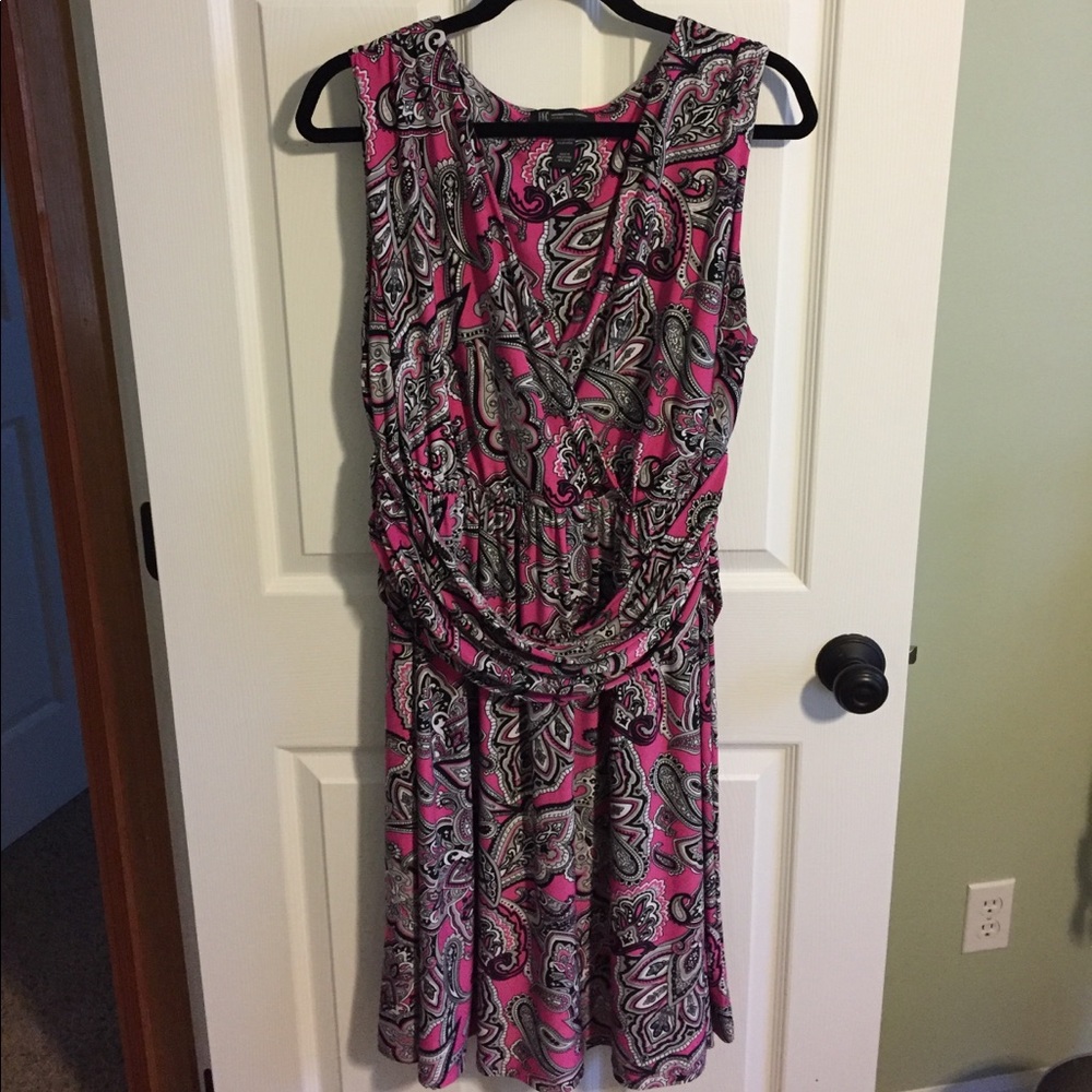 Stretchy flattering dress!