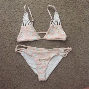 Frankie's Bikini's Set