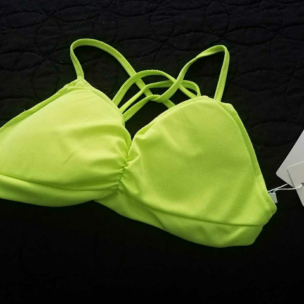 *NWT* Green Bralet