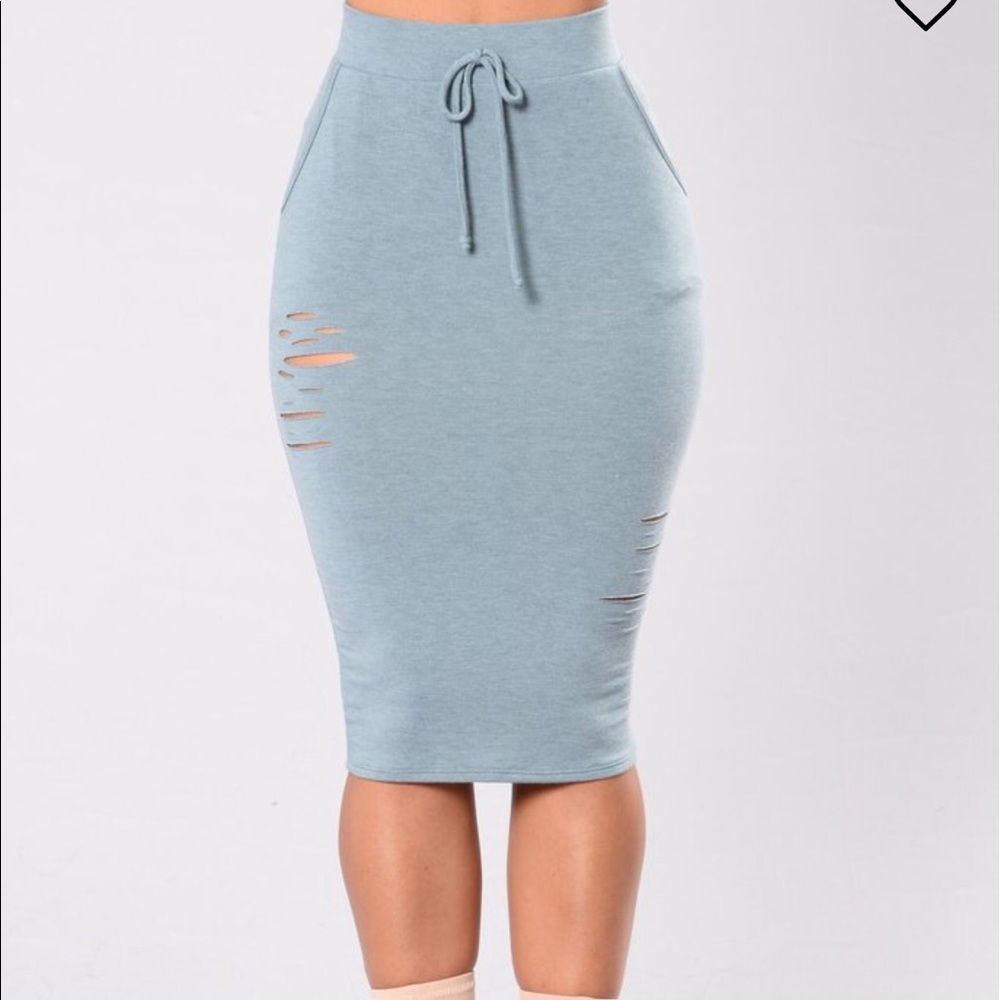 Women's fashion nova skirt SIZE LARGE
