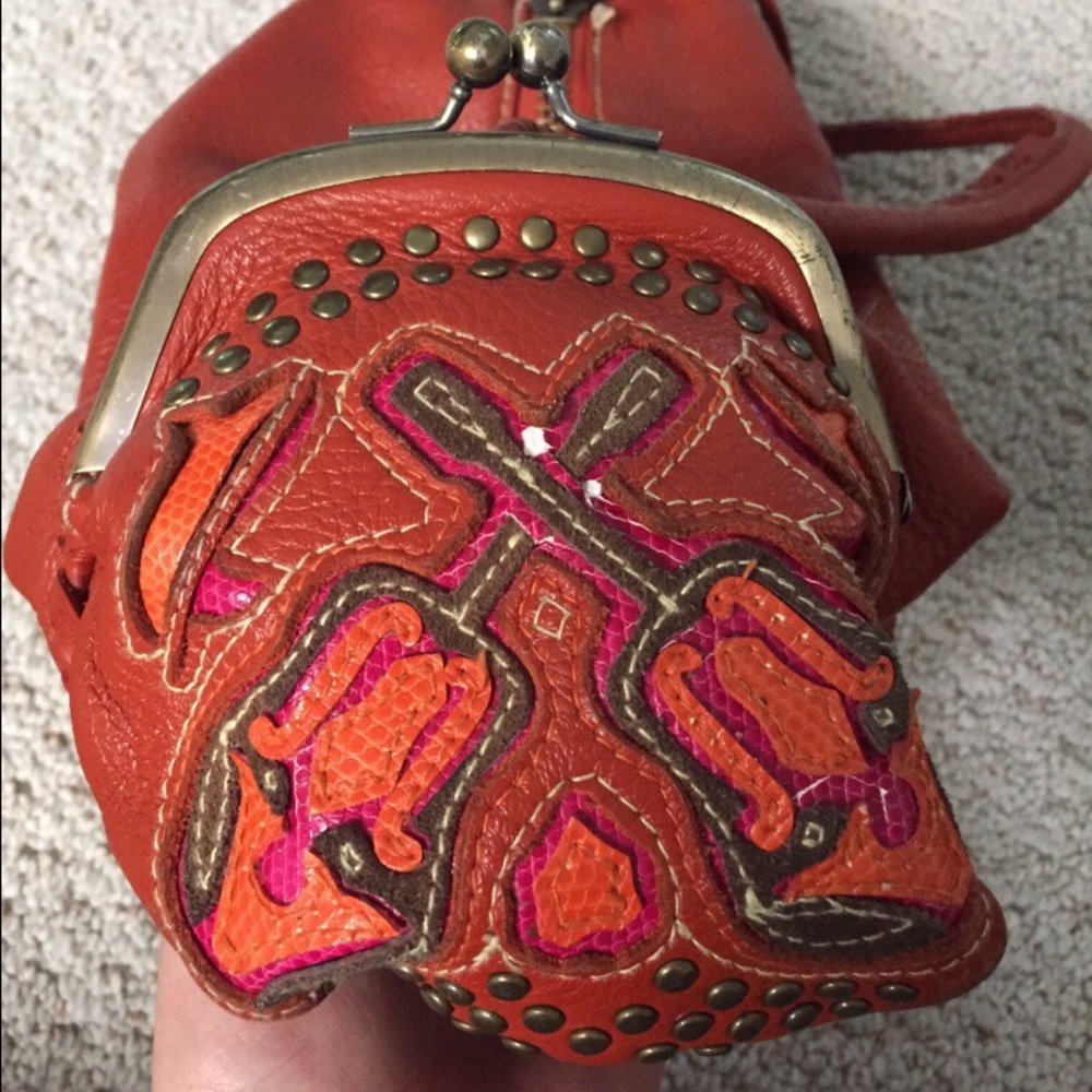 Parcel Cigarette Handbag