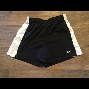 NIKE dri-fit.