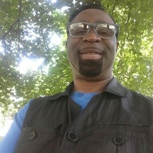 Meet your Posher, Mark