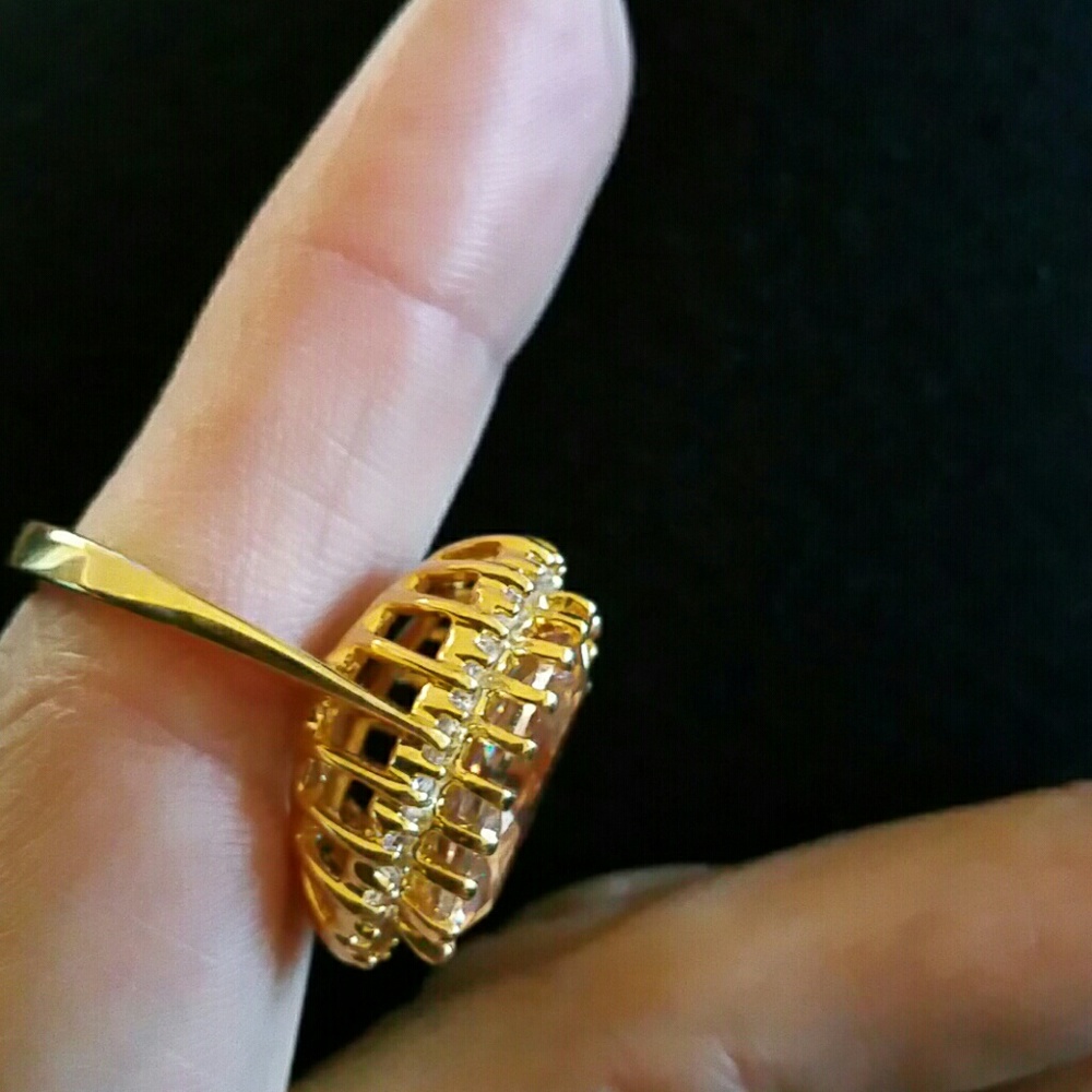 Ring - Picture 2 of 3