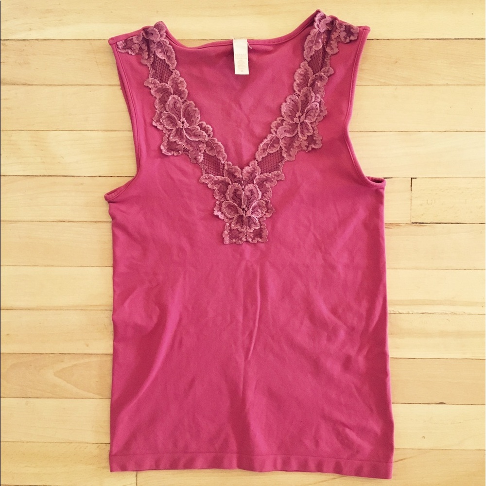 Banana Republic stretch Cami with Lace v neck