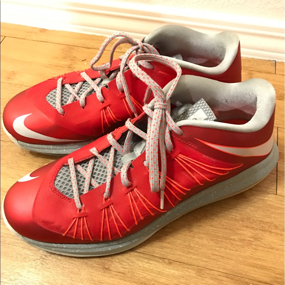 Nike Air Max Zoom Lebron X Low "University Red"