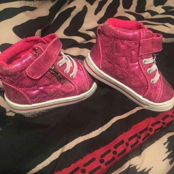 Toddle shoes - Picture 2 of 3