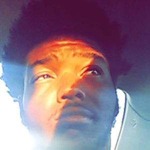 Meet your Posher, Devin