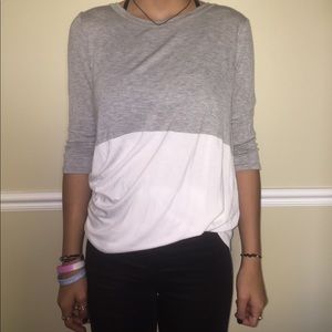Grey and white 3/4 sleeve top
