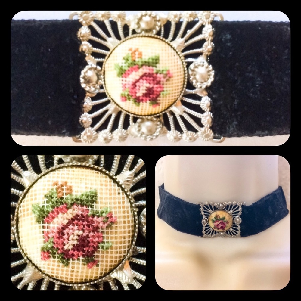 VELVET RIBBON CHOKER WITH CAMEO DETAIL