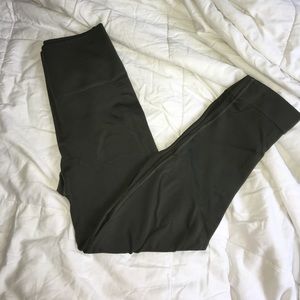 Olive green Lululemon Zone In Tights (highwasted)