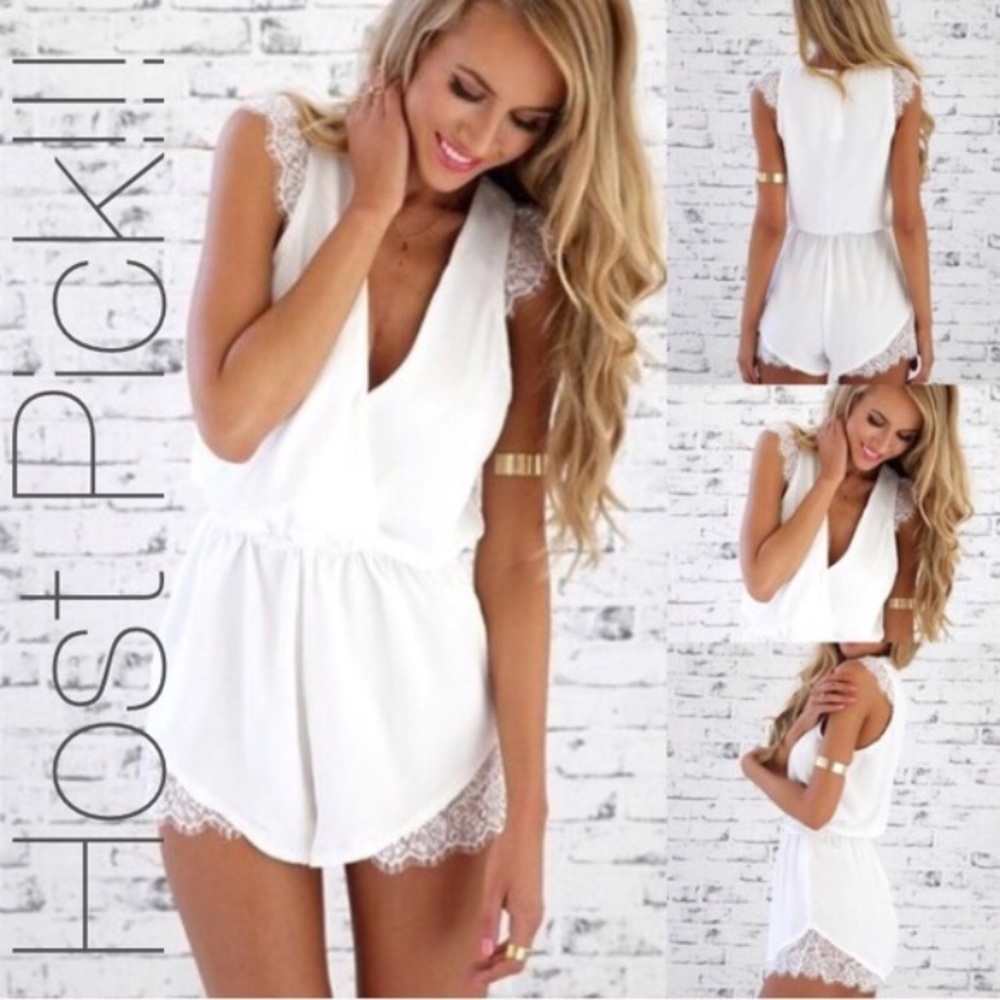 NEW! Turtlelace White Playsuit 🌸