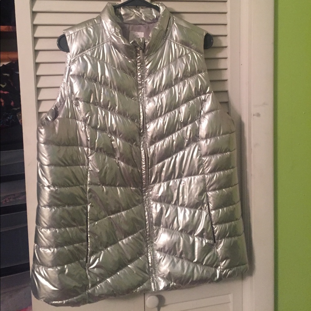 Super Cute Metallic Vest
