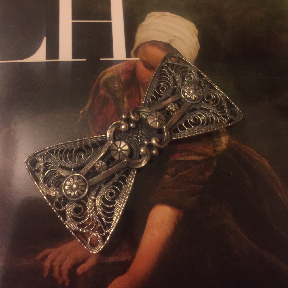 Antique Filigree Bow Brooch