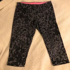 Capri length leggings