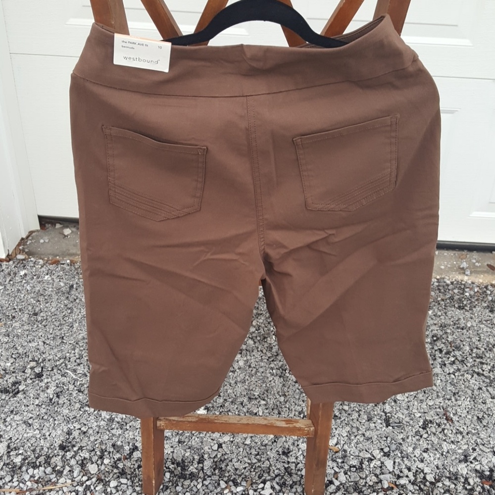 The Park Ave Fit Bermuda Shorts