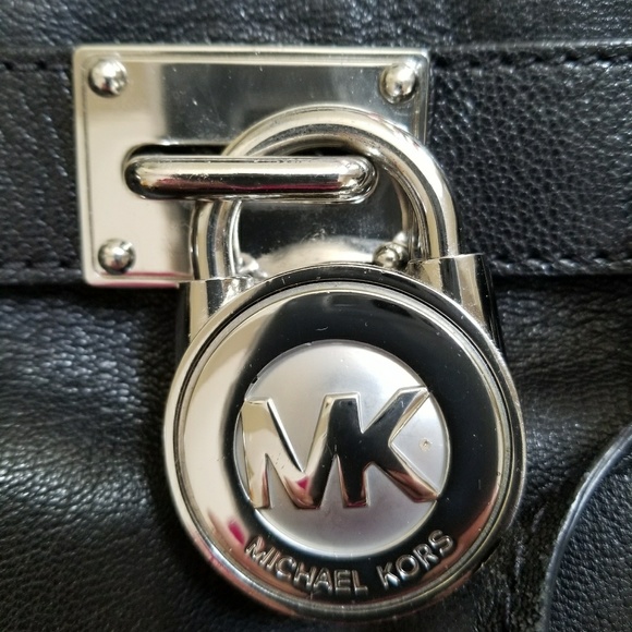 Michael Kors bag with matching wallet - Picture 3 of 8