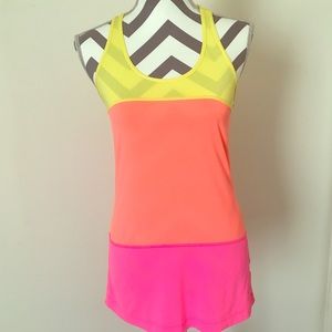 🏃‍♀️Neon Color Block Workout Tank Top