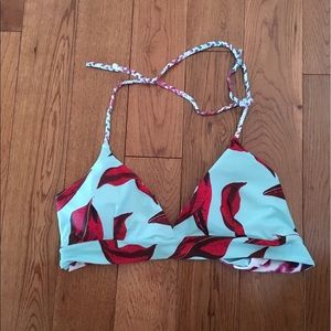 NWT cupshe bikini top