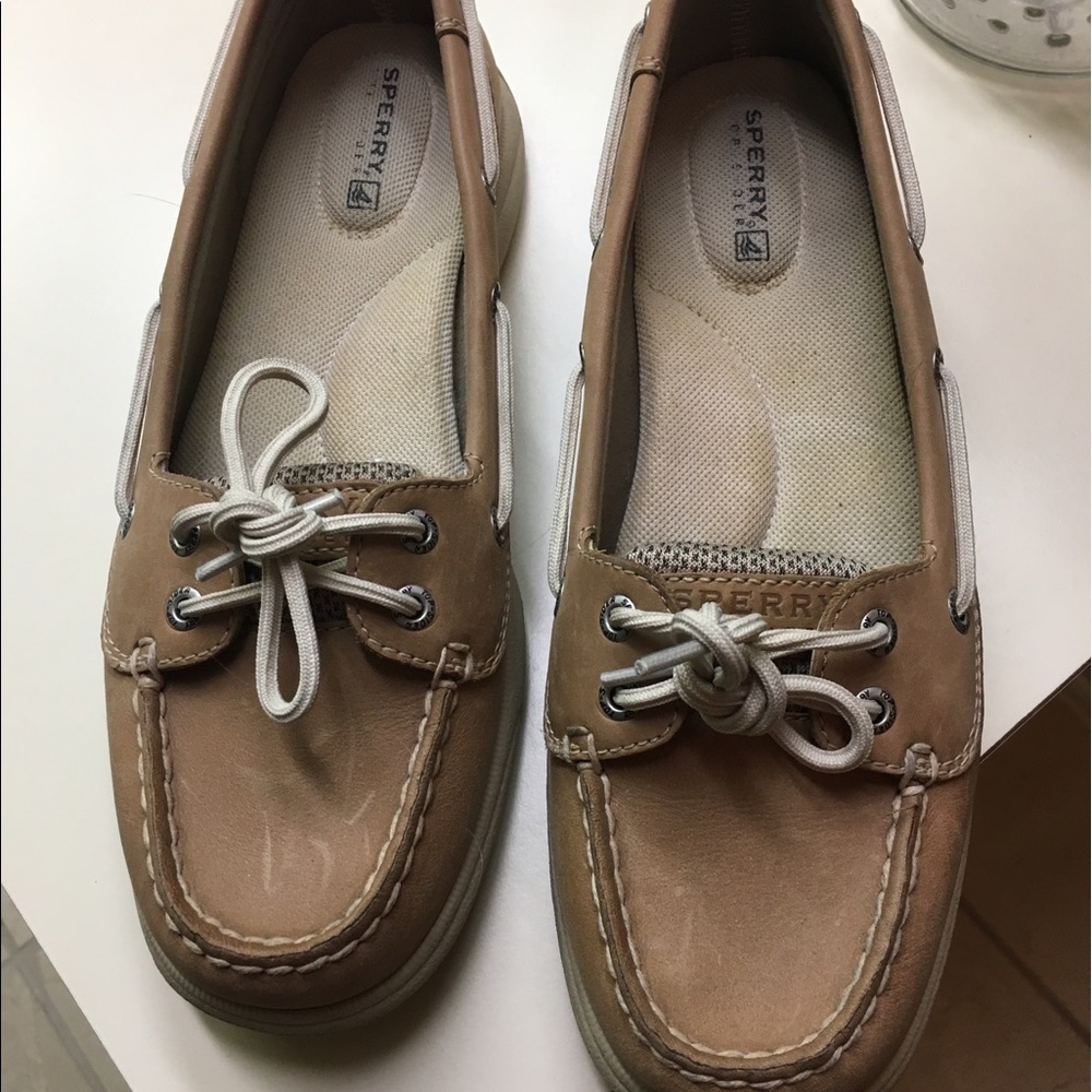 Sperry's - Picture 2 of 4