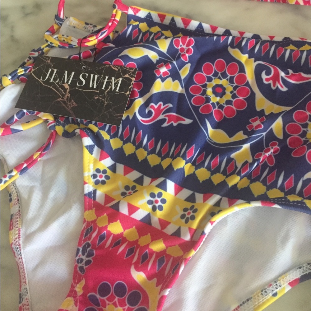 🆕 • High-Waisted Off-The-Shoulders Bikini • - Picture 8 of 8