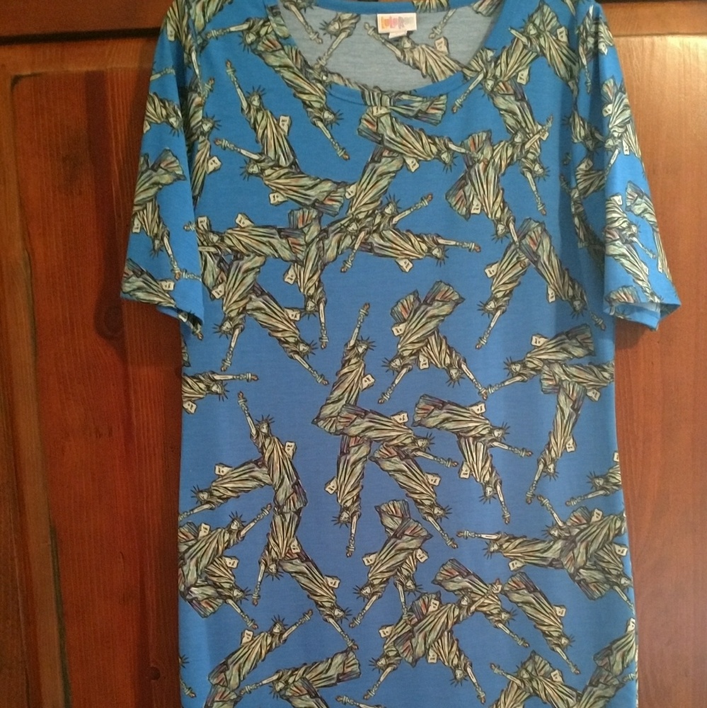 Euc LuLaRoe statue of liberty 2016 Americana Julia