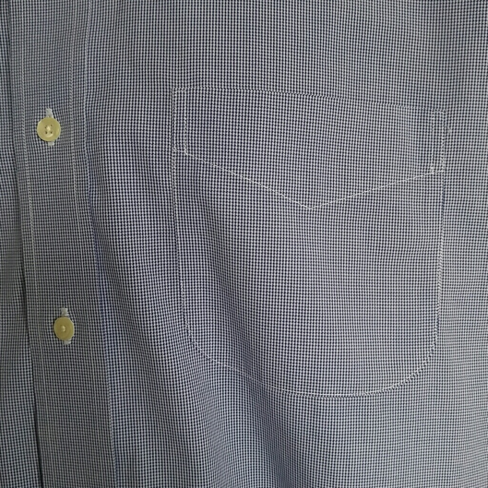 Shirt - Picture 3 of 6