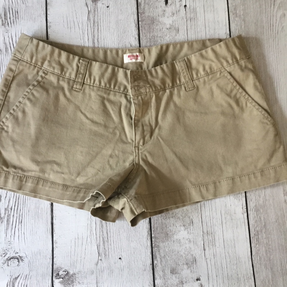 Khaki shorts