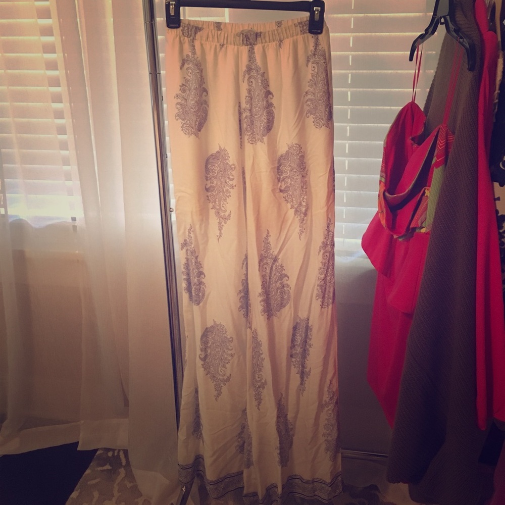Printed pants