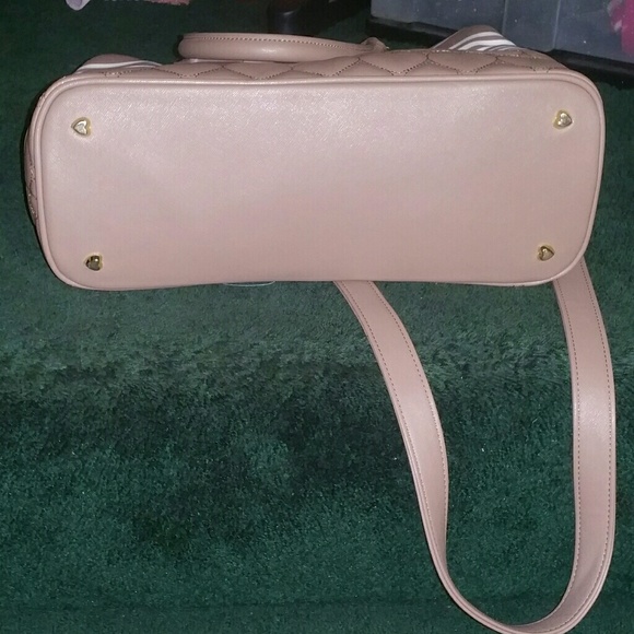 Betsey Johnson bag/ tote - Picture 2 of 4