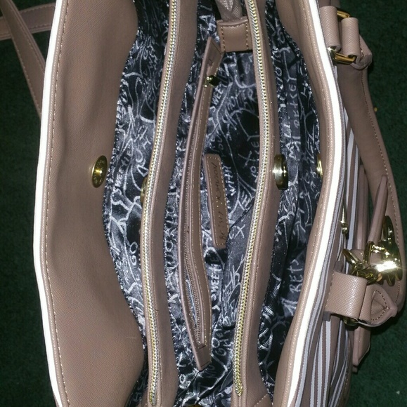 Betsey Johnson bag/ tote - Picture 3 of 4