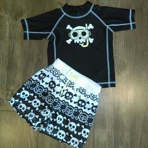 Fun skulls swim trunks and swim shirt