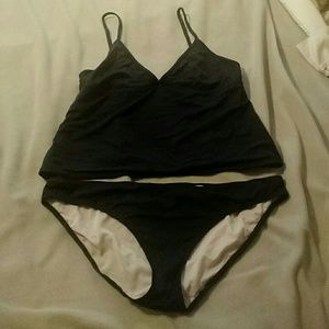 Black tankini