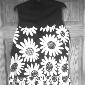 NWT Victoria Beckham Black & White Flower Dress 1X