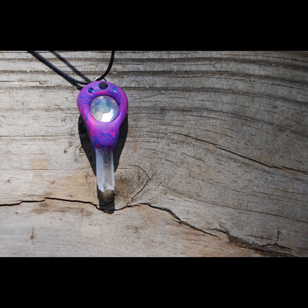 Alien Pendant
