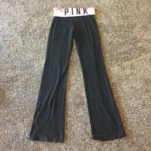 VS Pink Bootleg Yoga Pant