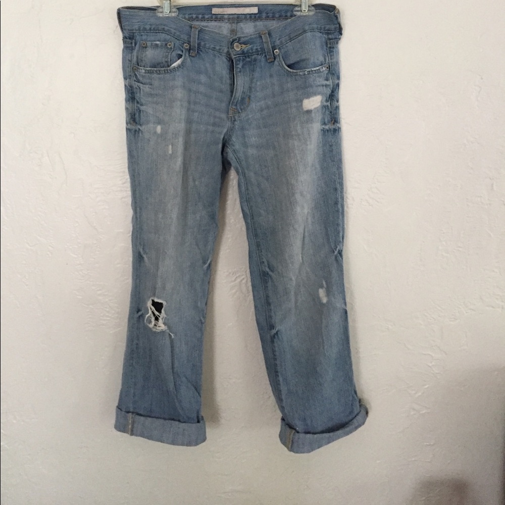 Light ripped boyfriend jeans size 8 Old Navy