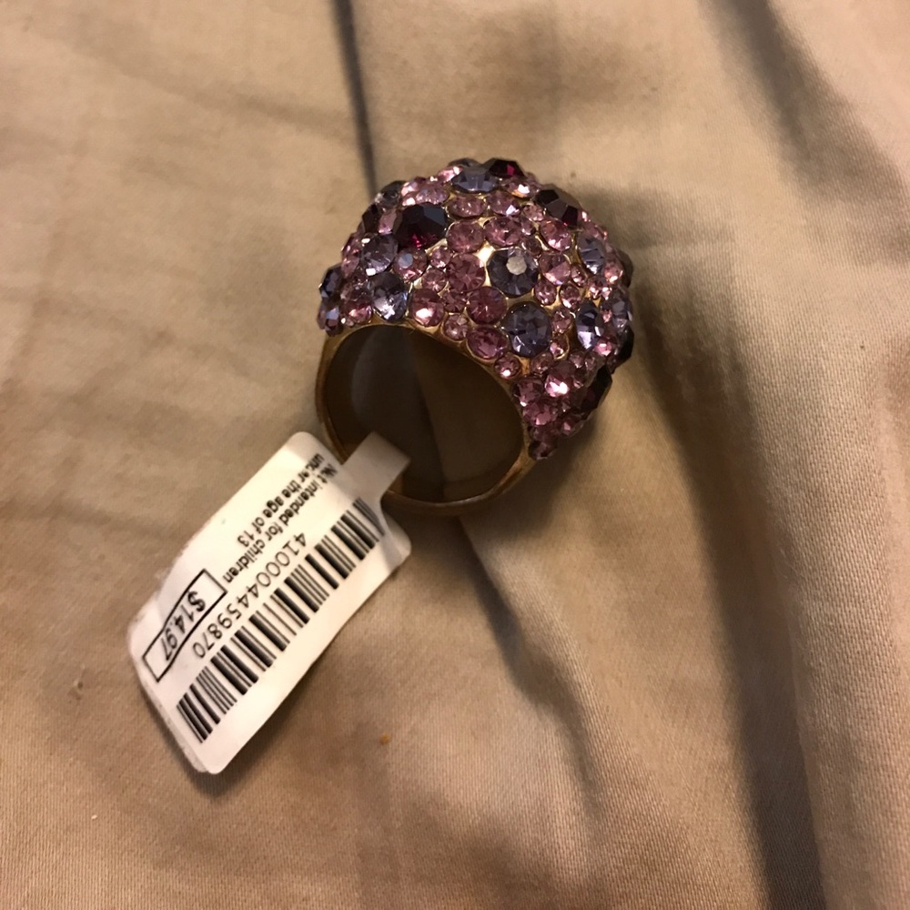 Ring - Picture 2 of 2