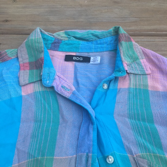 Small BDG Button up long sleeve - Picture 3 of 4