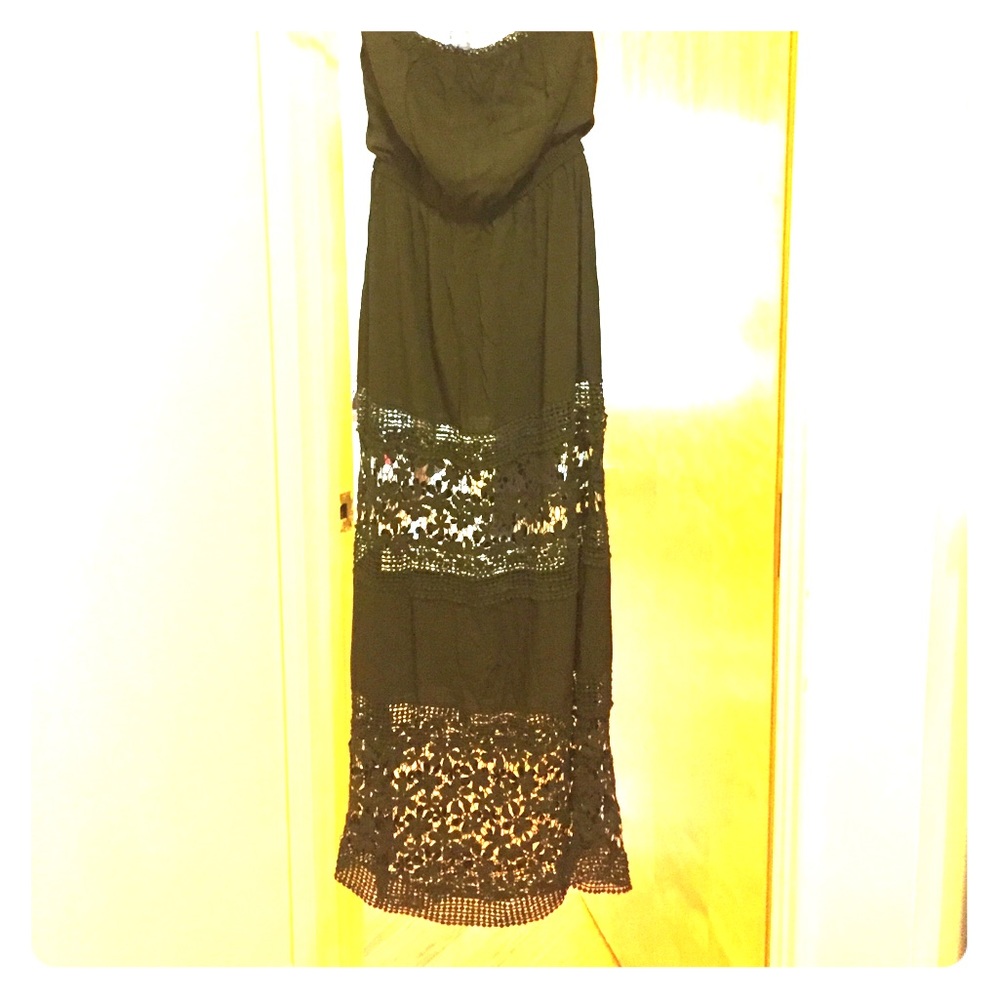 6 Shore Road Lace Black Maxi Dress NWT